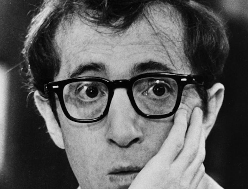 black & white;format portrait;male;hand;film;film director;film actor;comic actor;comedy;personality;comic;american;cp 78 1919 (d key 22121);key p/allen/woody glasses accessories accessory person human