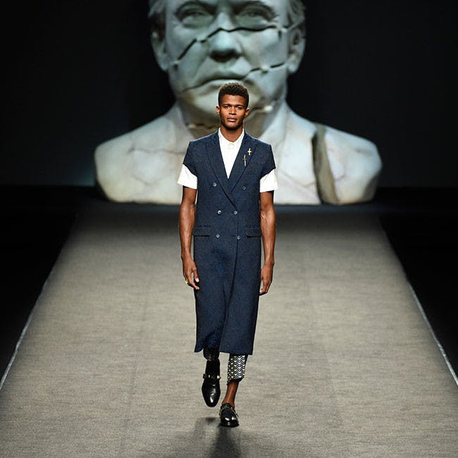 clothing apparel person human runway fashion sleeve
