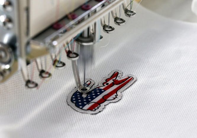 horizontal|company|factory|illustration|textile industry|sewing machine|close-up|logo|symbol|making|clothing troyes aube file binder