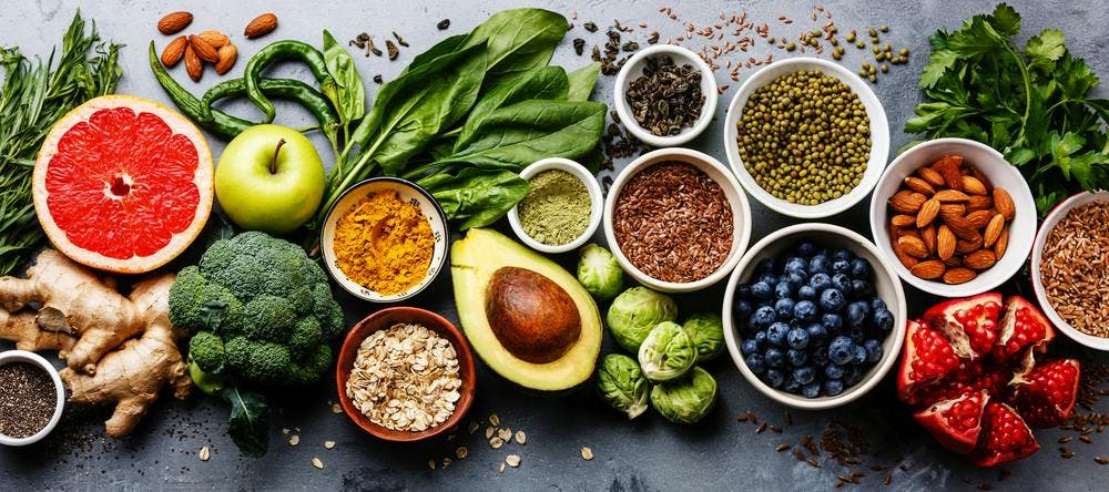 ginger root,berry,spinach,bio,flax seed,freshness,nut,leaf vegetable,polba,chia seeds,b9,grapefruit,healthy food,pomegranate,avocado,mung bean,antioxidant,directly above,blueberry,almond,healthy eating,flat lay,omega,vitamin,vitamin b9,matcha,tarragon,cereal,clean eating,seed,fruit,concept,broccoli,best,oatmeal,bowl,vegetable,raw food,apple,parsley,brussels sprout,ingredient,top view,green tea,superfood,green pepper,food,turmeric,fresh,no people apple food fruit plant produce berry